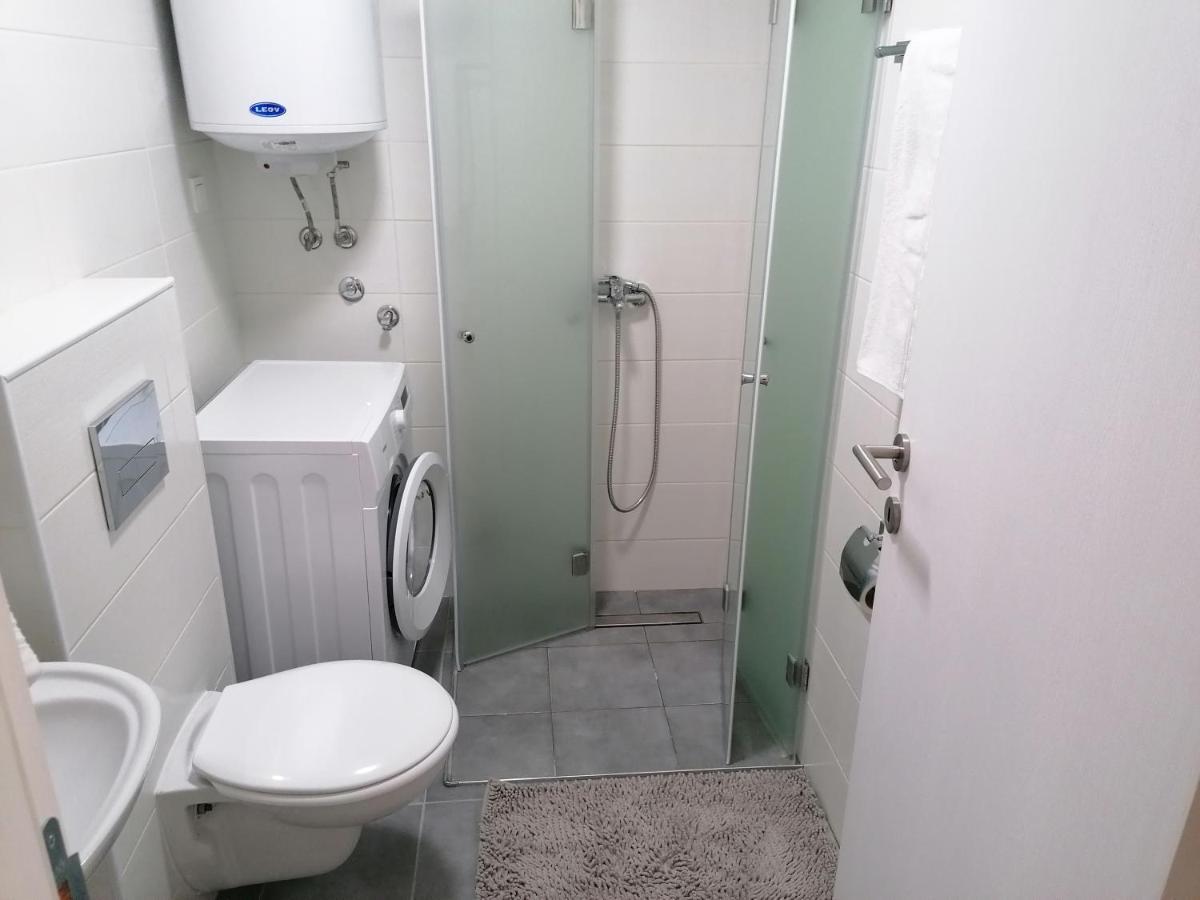 Sarah Apartments Skopje Bagian luar foto