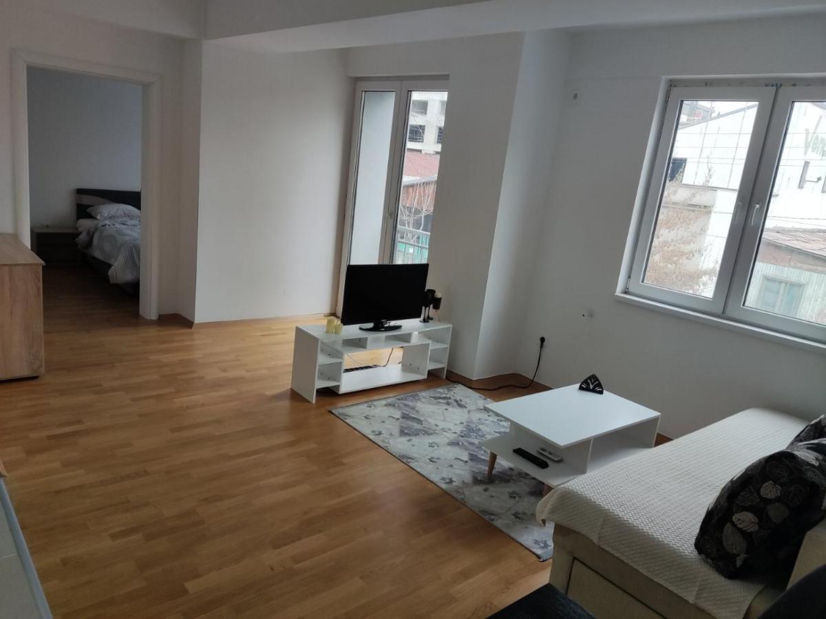 Sarah Apartments Skopje Bagian luar foto
