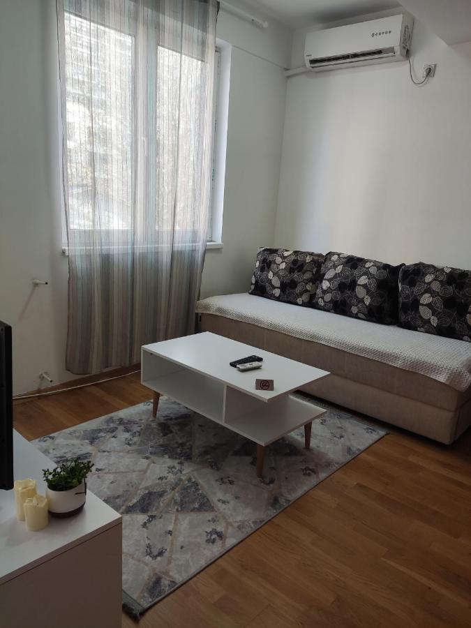 Sarah Apartments Skopje Bagian luar foto