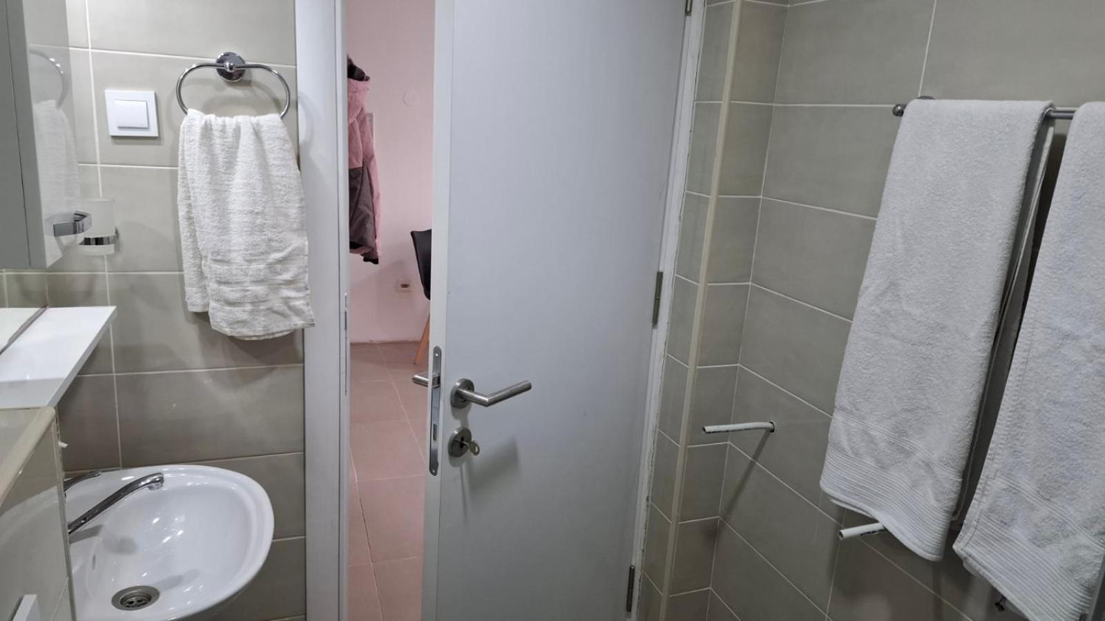 Sarah Apartments Skopje Bagian luar foto